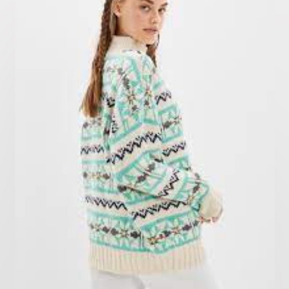 AE Oversized Fairisle Mock Neck Sweater Size Medium - Picture 2 of 13